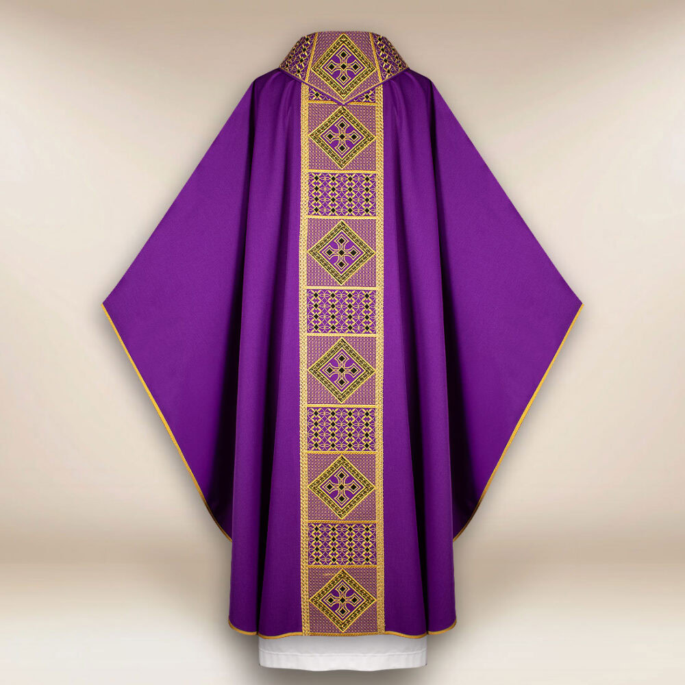 Casula liturgica viola ricamata