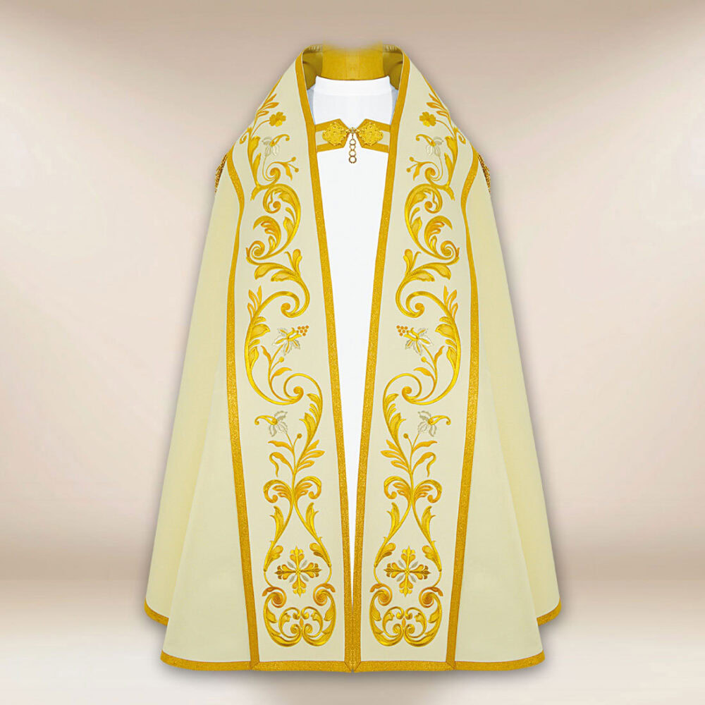 Piviale liturgico ricamato con monogramma IHS