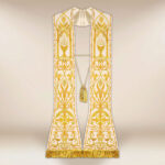 Stola ricamata romana Calice ecru