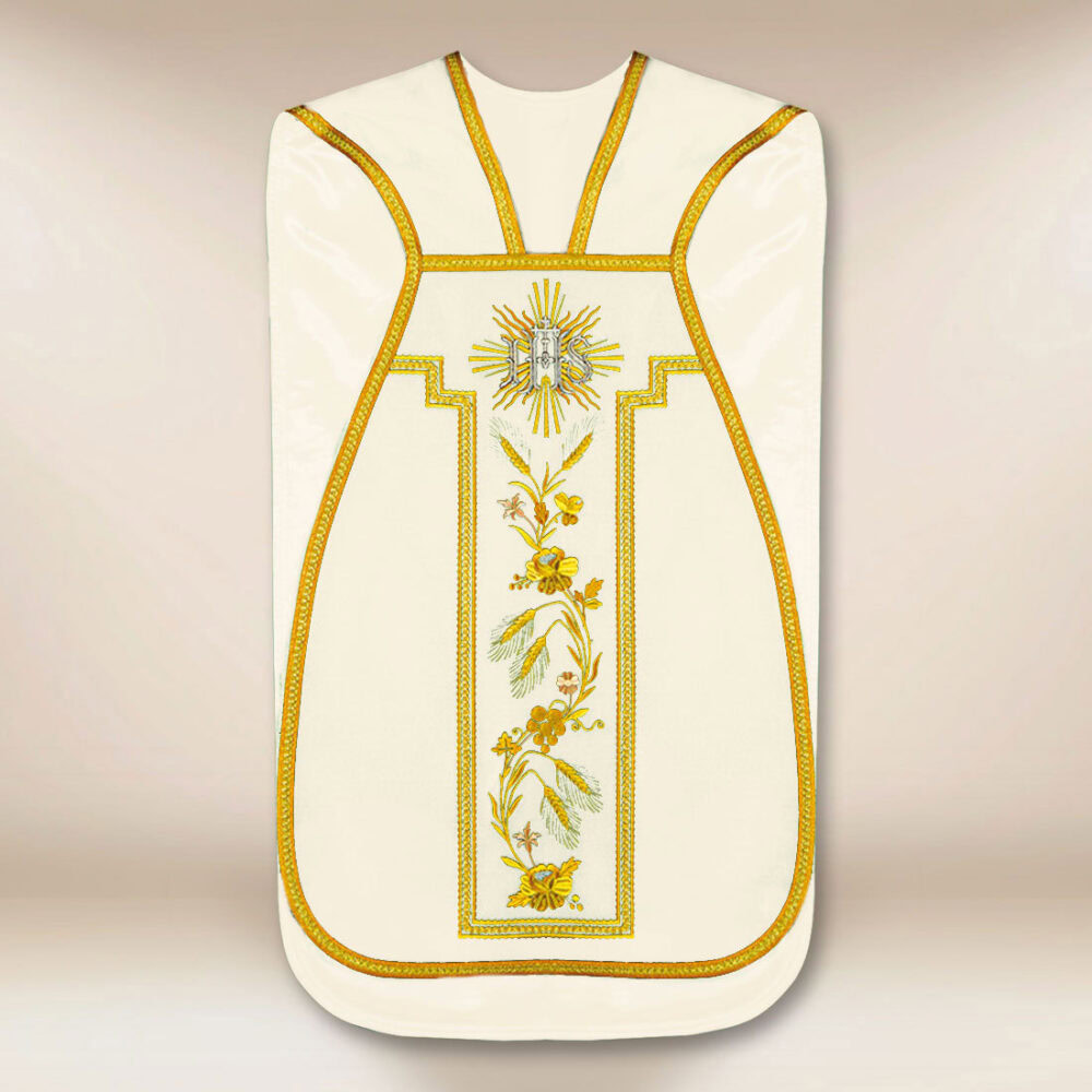 Casula ricamata romana IHS ecru