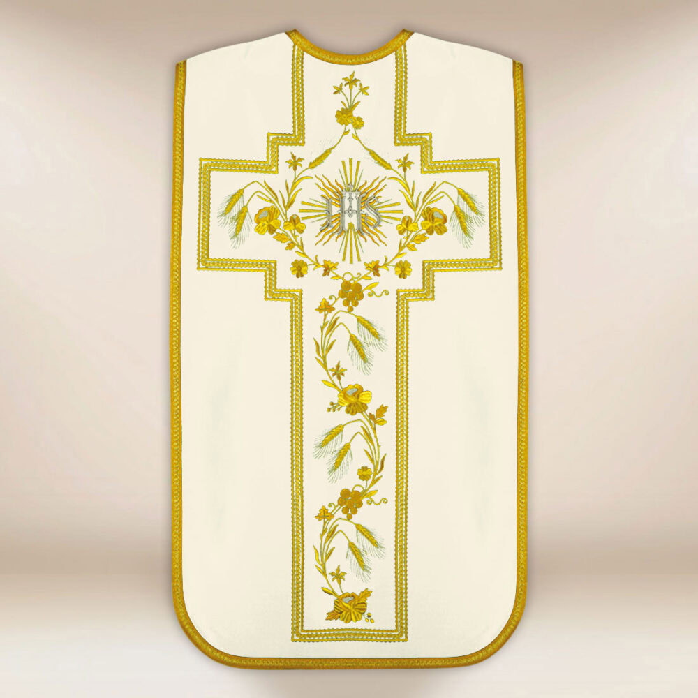 Casula ricamata romana IHS ecru