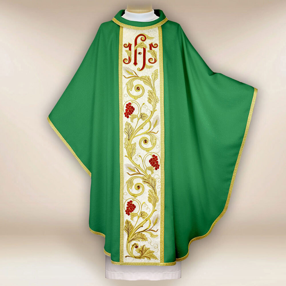 Casula ricamata con IHS