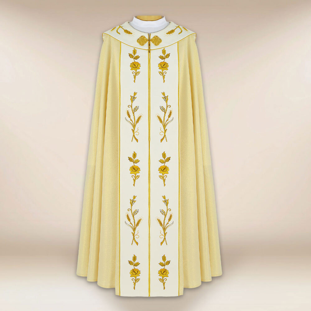 Piviale liturgico ricamato con IHS