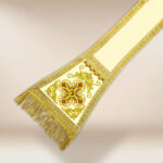 Manipolo ricamato ecru con croci