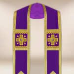 Stola ricamata romana viola