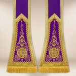 Stola ricamata romana viola