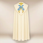 Piviale ricamato ecru mariano