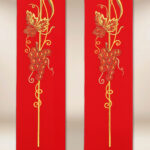 Stola ricamata rossa IHS Spighe e Grappoli