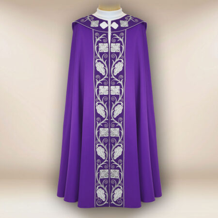 Piviale liturgico ricamato