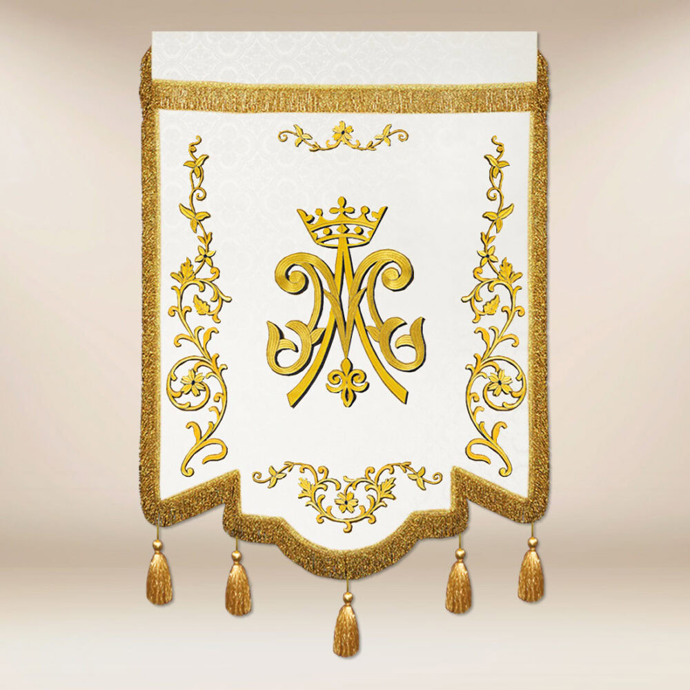 Chorągiew haftowana z wizerunkiem Maryja bez Grzechu