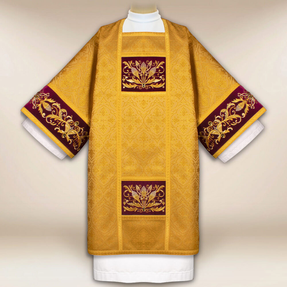 Dalmatyka haftowana “Pietre E Oro”