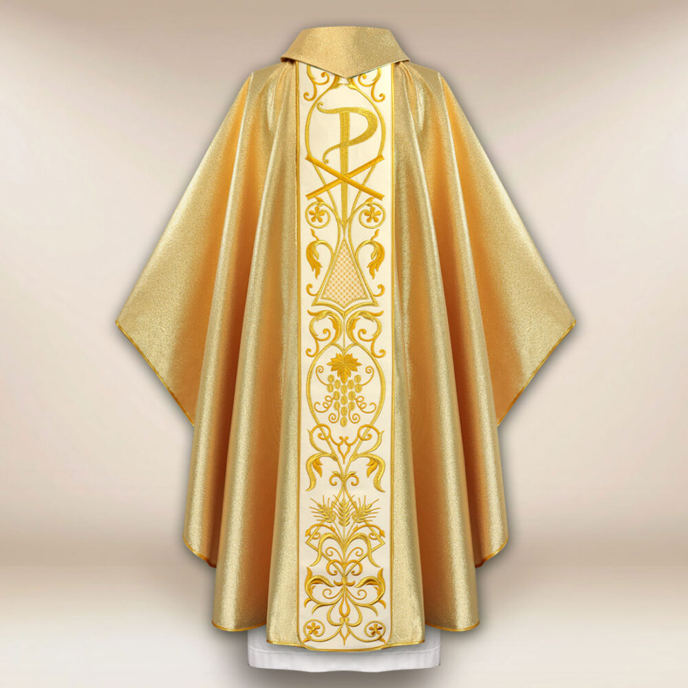 Ornat z haftowanym pasem pluszowym “Baranek”