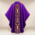 Ornat z haftowanym pasem pluszowym “Kielich”