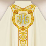 Casula ricamata per Natale