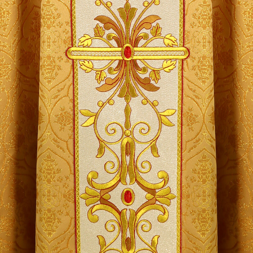 Ornat haftowany “Jezus Dobry Pasterz” złoty