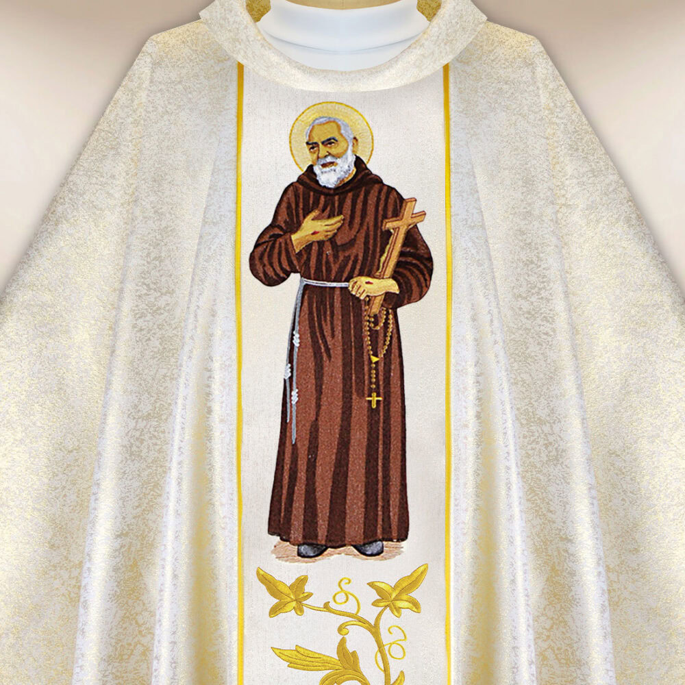 Casula sacerdotale ricamata San Padre Pio