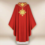 Casula liturgica sacerdotale ricamata rossa IHS