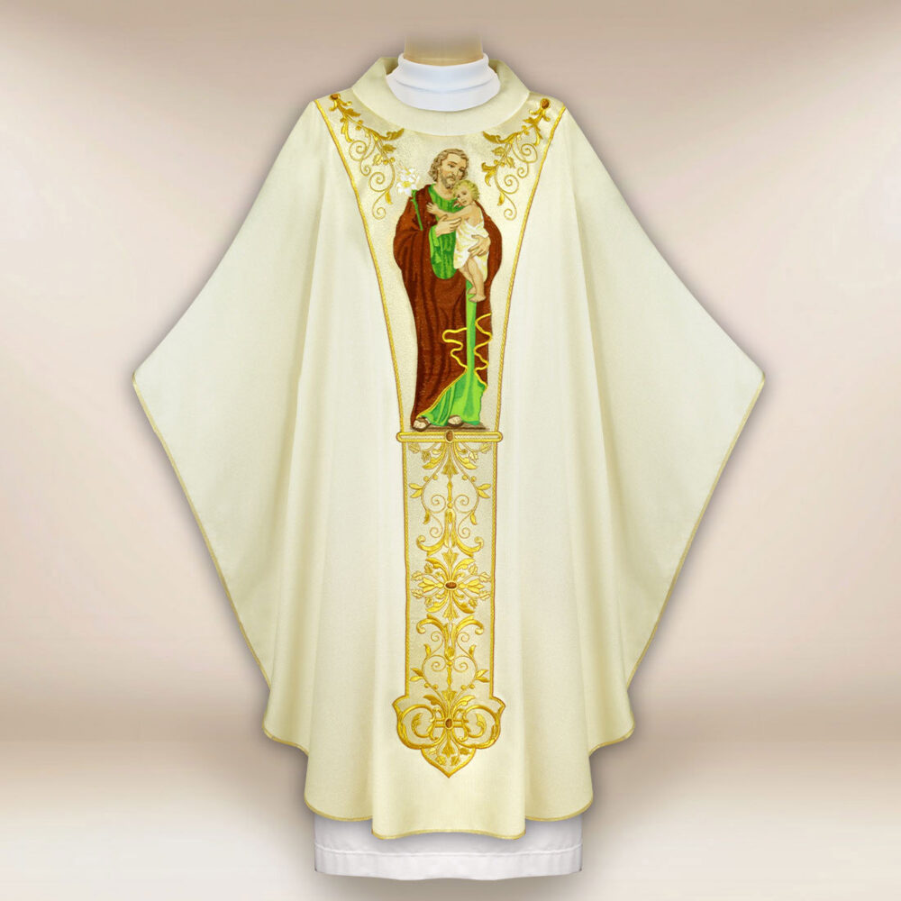 Casula sacerdotale ricamata con l'immagine di San Giuseppe