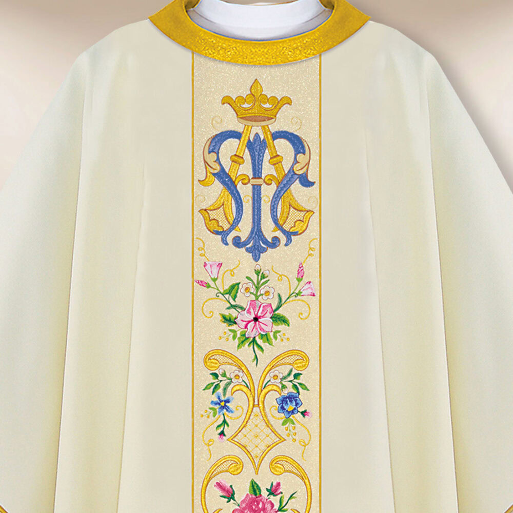 Elegante casula liturgica ricamata con motivo Mariano