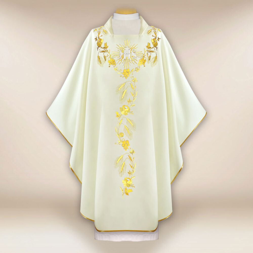 Ornat haftowany “Dominium”