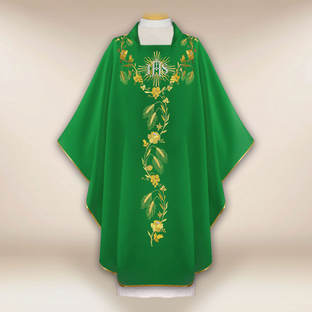 Ornat haftowany “Dominium”