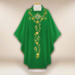 Ornat haftowany “Dominium”