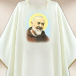 Casula con immagine di San Padre Pio