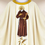 Casula sacerdotale ricamata San Padre Pio