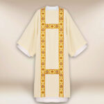 Dalmatica liturgica ricamata classica