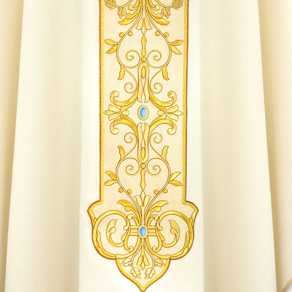 Casula con orphrey ricamato Madonna di Fatima