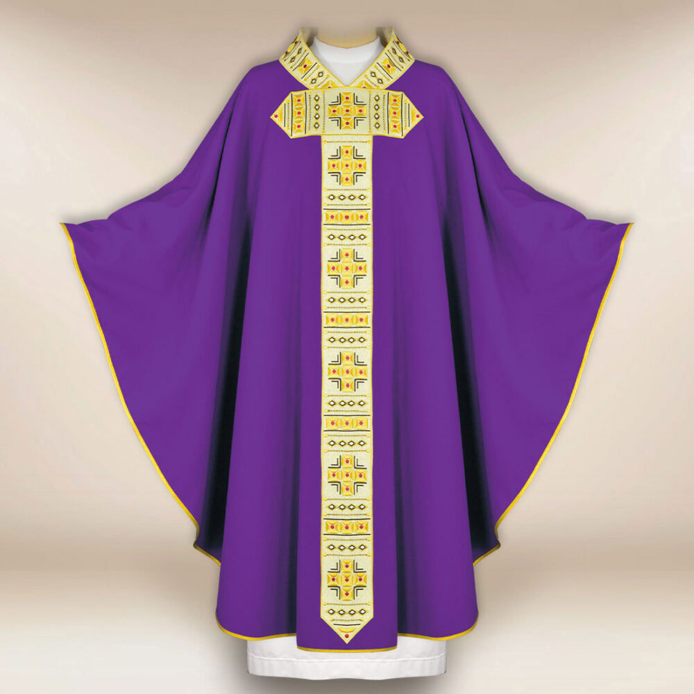 Casula sacerdotale ricamata viola