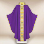 Casula sacerdotale ricamata viola