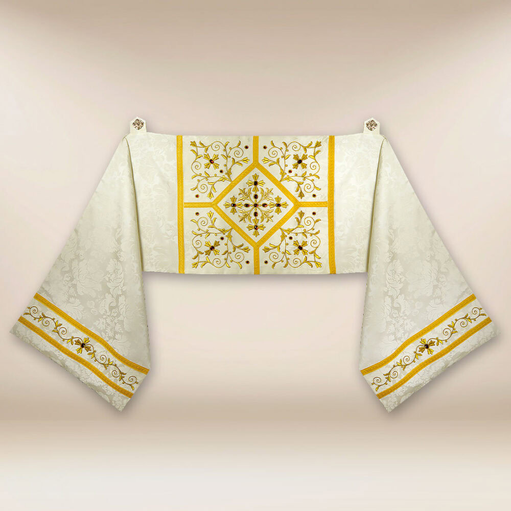 Velo omerale ricamato ecru