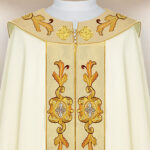 Haftowana kapa liturgiczna