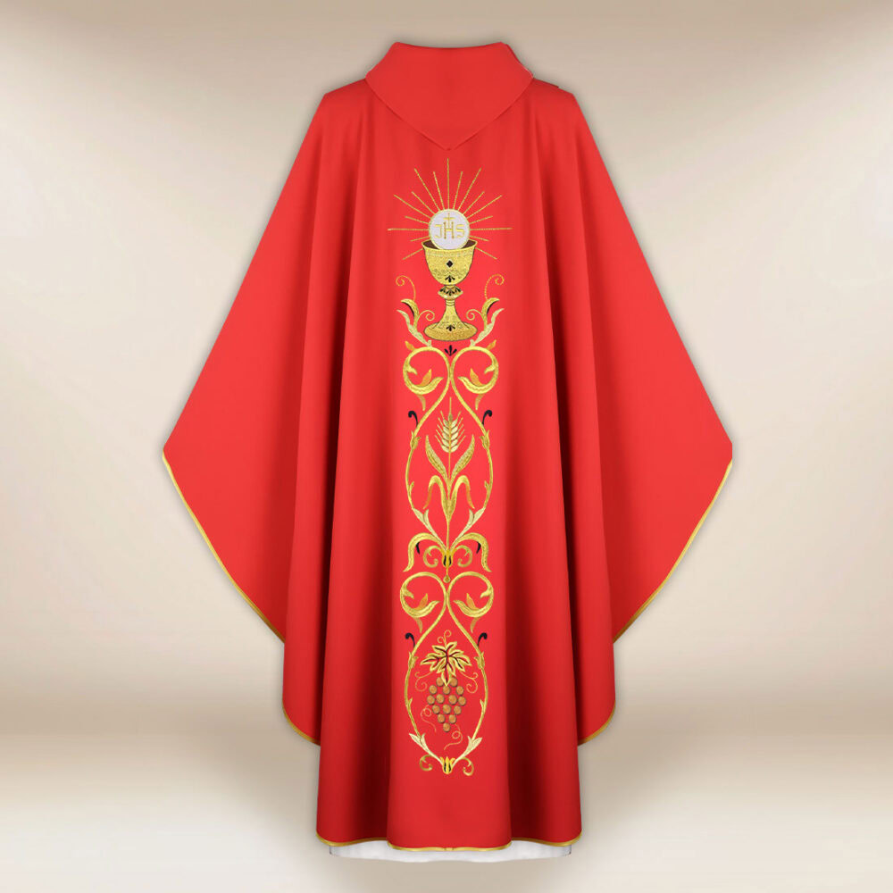 Bellissima casula sacerdotale ricamata rossa con motivo del calice