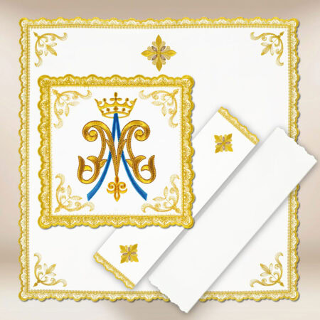Servizio da messa ricamato mariano