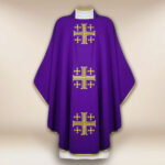 Casula sacerdotale ricamata Croci di Gerusalemme