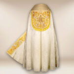 Piviale con monogramma IHS