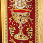 Casula sacerdotale in seta ricamata
