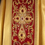 Casula sacerdotale in seta ricamata