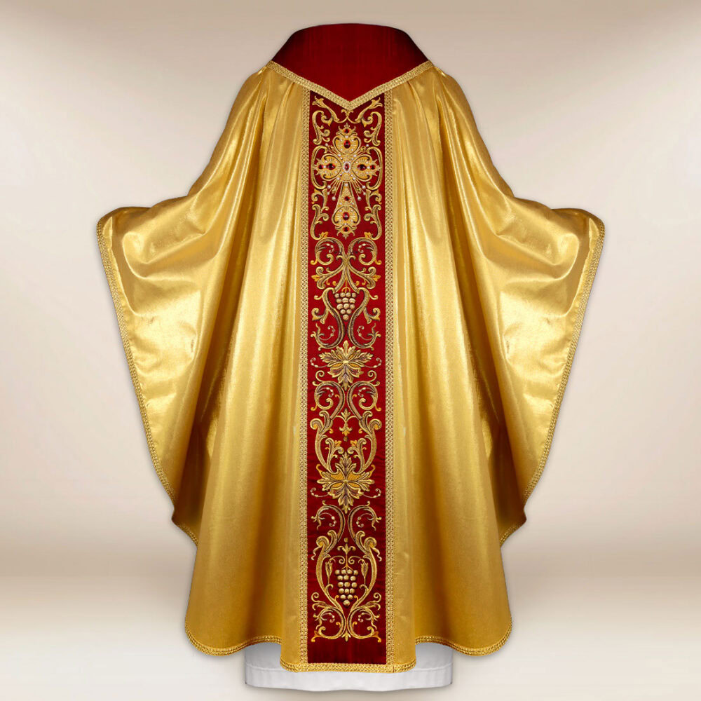 Casula sacerdotale in seta ricamata